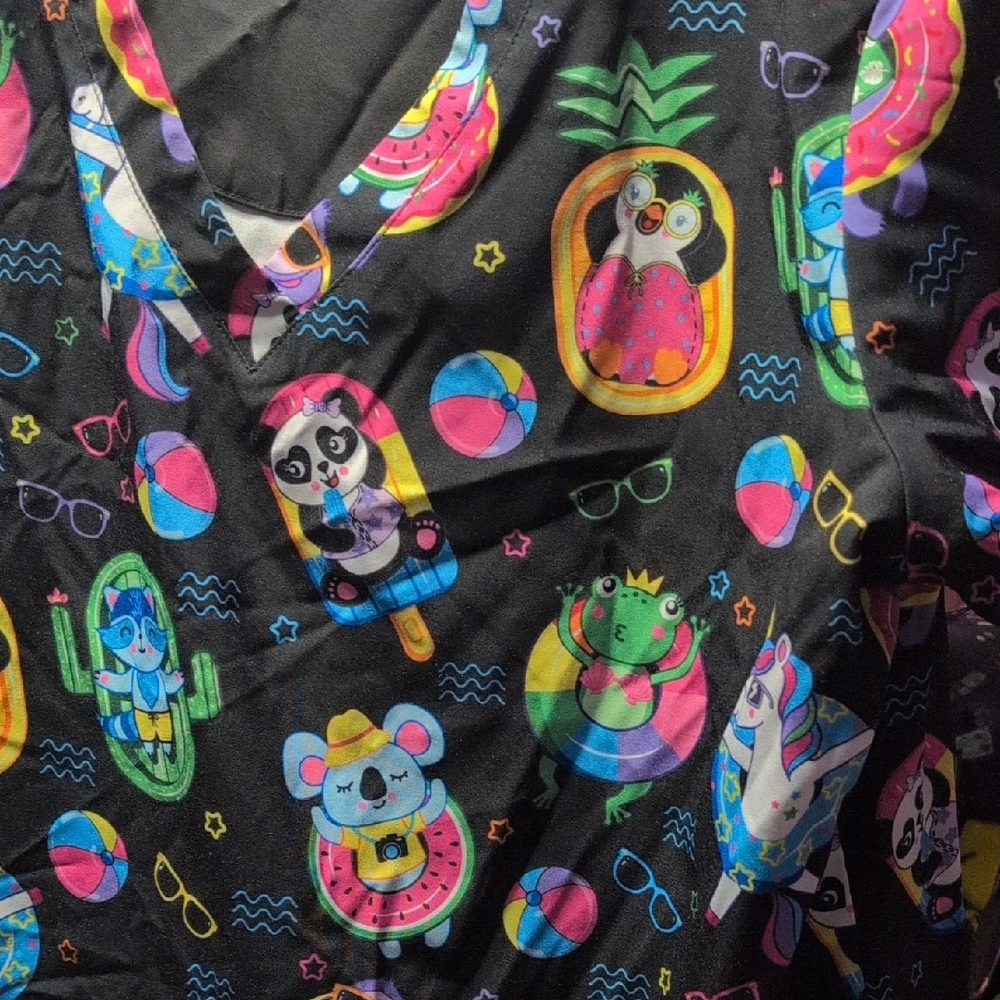 Colorful Patterned Women's Top - Picture 3 of 5